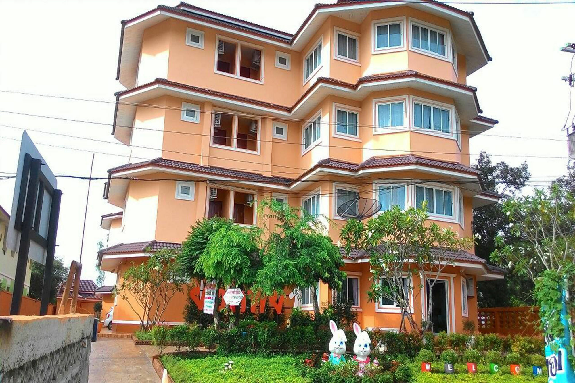 Yingthip1 Apartment Chiang Rai Buitenkant foto